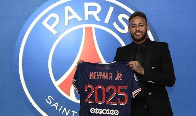 星空体育官网-内马尔续约原因：保持高工资 补强承诺 回不去巴萨