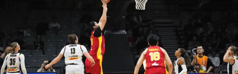 媒体人：本场外线大量拒投，完全没体现投篮方面的训练成果