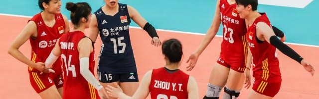 星空体育官网-中国女排获亚洲杯第四胜 战弱旅丢首局自失需控制