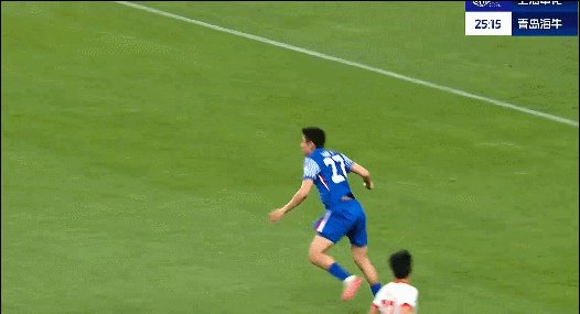 1744811496281032158.gif 朱辰杰送点.gif